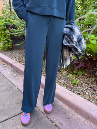 Midnight Navy Simple Scuba Wide-Leg Pant