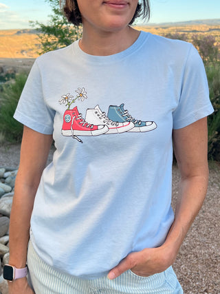 Women's Life Is Good Patriotic Daisy Sneakers Short Sleeve Tee