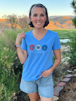 Women's Life is Good Red White and Beautiful Sunflowers Short Sleeve Crusher Tee