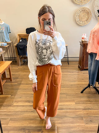 Dune Drift Curved Cropped Pants in Burnt Amber