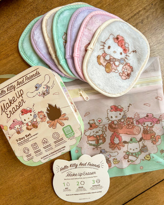 Hello Kitty & Friends Glamping 7-Day Set © Sanrio