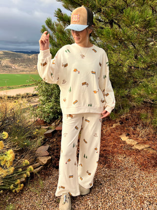 Camping Graphic Crew Neck Sweatshirt