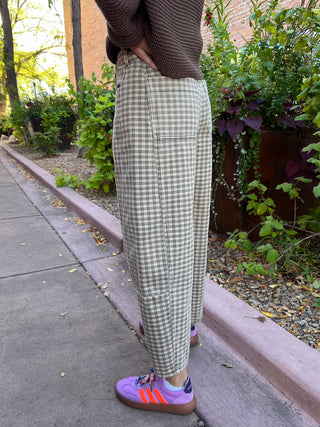 Mini Checkered Print Barrel Jeans