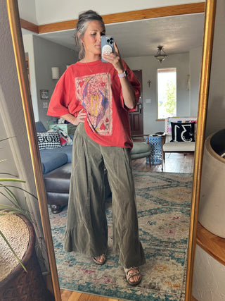 Boho Red Queen Playing Card Graphic Boxy Top