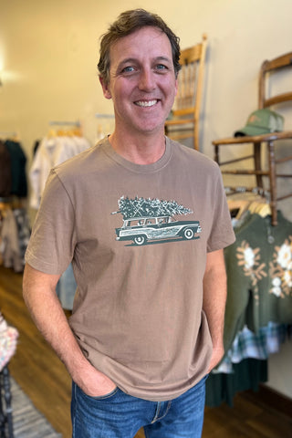 Men's Life is Good Photo Christmas Tree Wagon Short Sleeve Crusher Tee