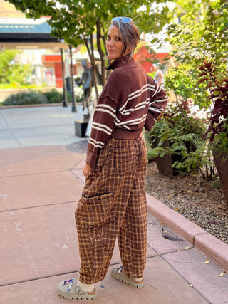 Brown Plaid Pattern Woven Barrel Pants