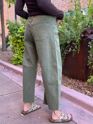 Just Black Vintage Olive Barrel Denim Jeans