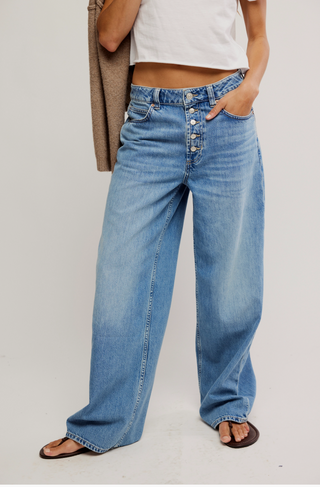 We The Free Nia Boyfriend Jean in Friday