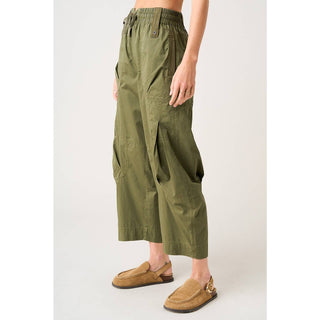 Military Green Utility Parachute Cargo Pant