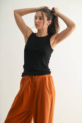Essential Micro-Ribbed Athleisure Tank Top in Black