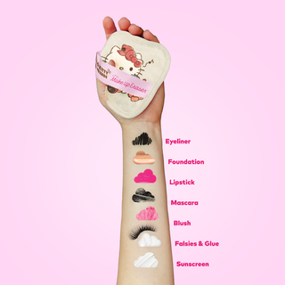 Hello Kitty & Friends Glamping 7-Day Set © Sanrio