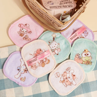 Hello Kitty & Friends Glamping 7-Day Set © Sanrio